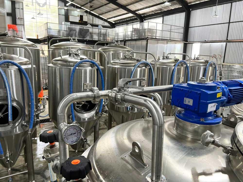 1000L 3 Vessel brewing system in Indonesia--IOI brewery